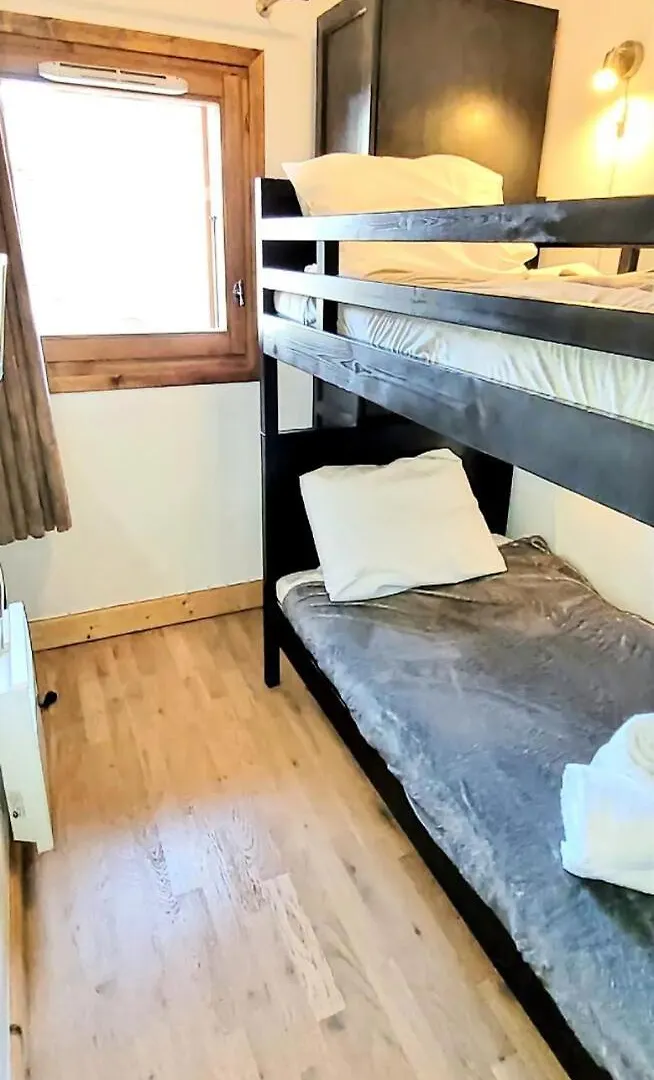 Residence Chalune - Appartement Classe 4 Etoiles, 2 Chambres + Cabine Mae-0951 Les Gets 0*,  France